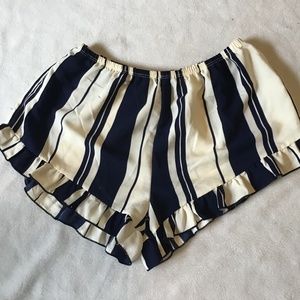 Henrigirl Blue and Cream Ruffle Short Size Small